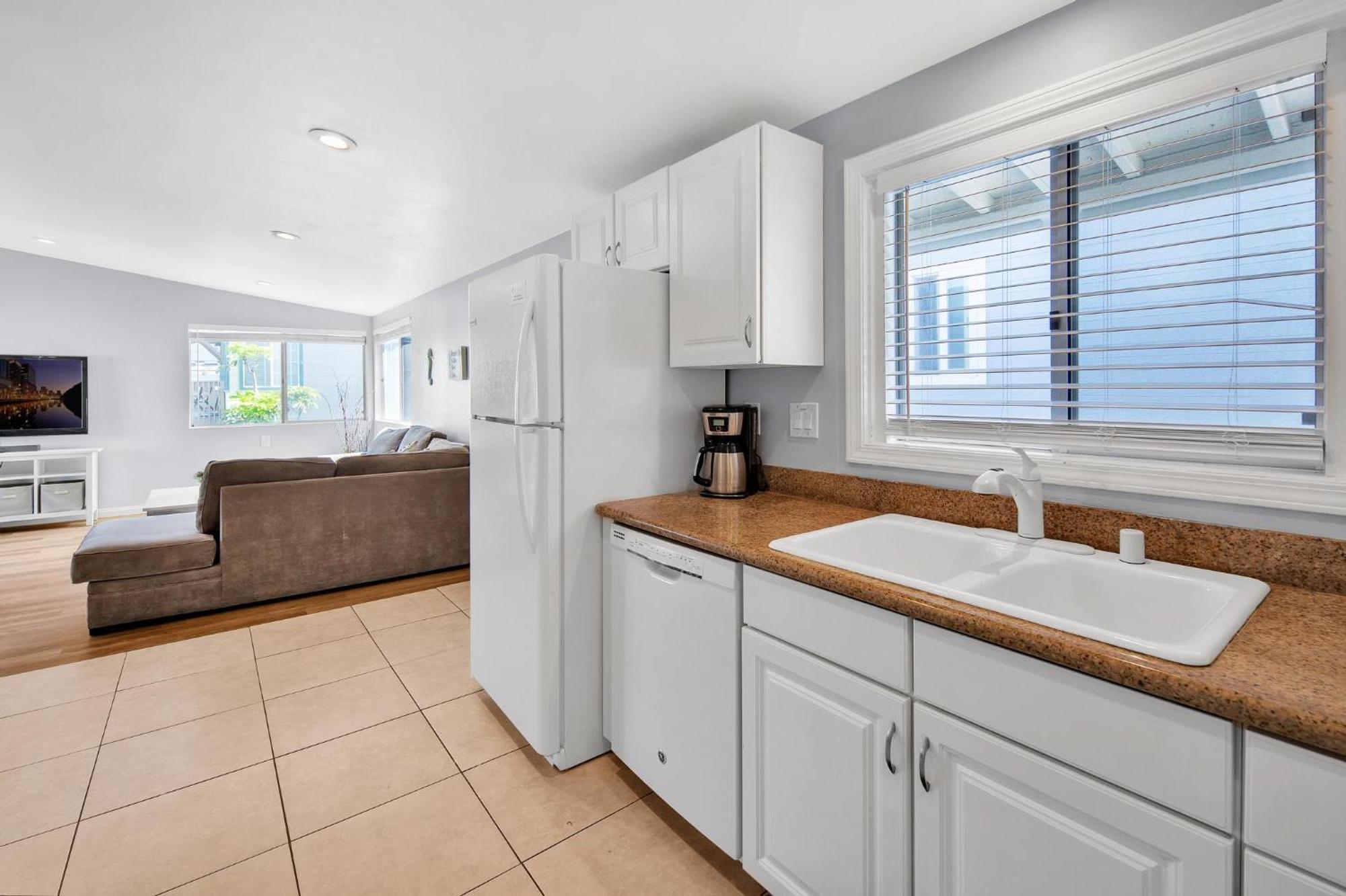 Stunning Haven! Steps To The & Pet Friendly! San Diego