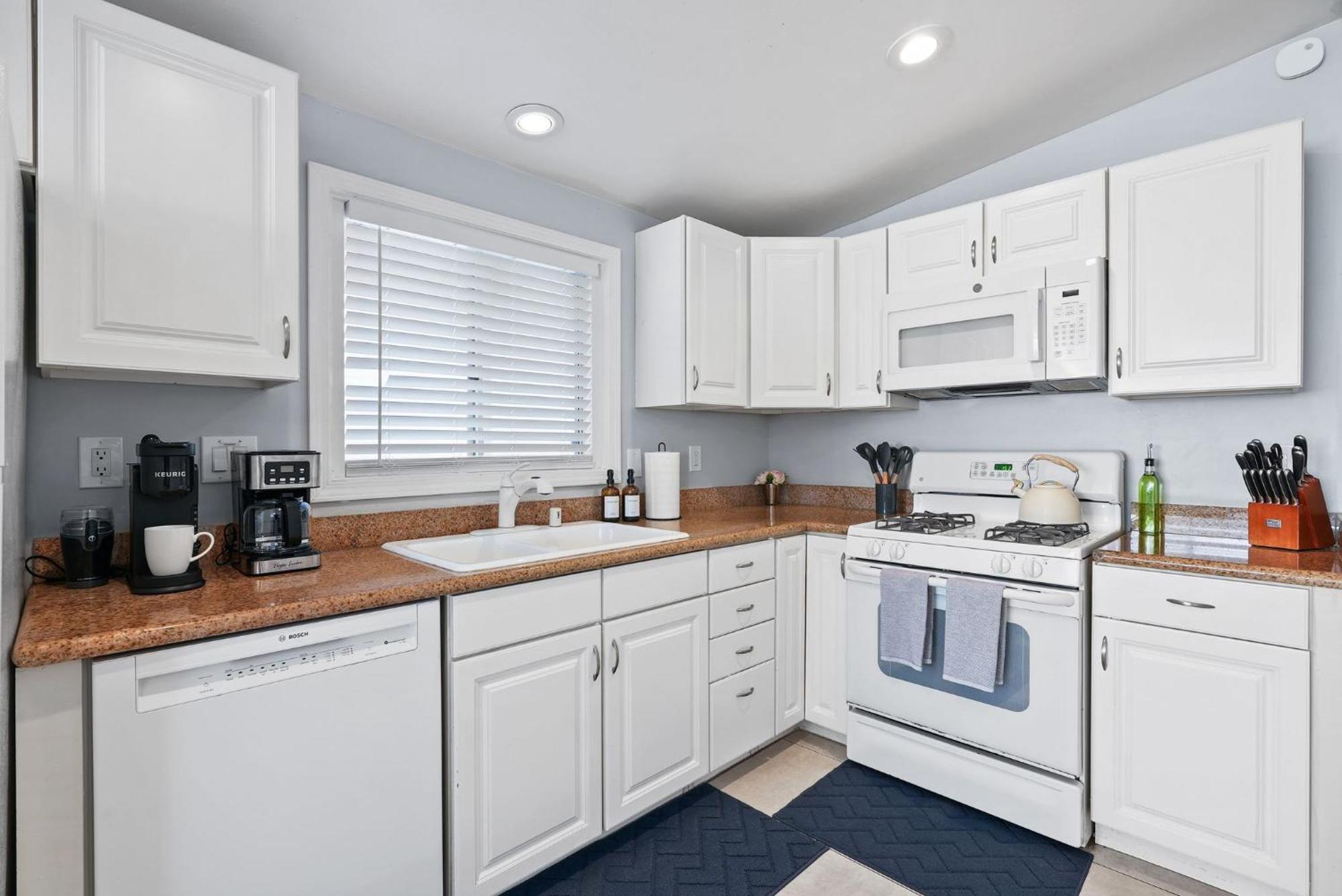 Casa de férias Stunning Haven! Steps To The & Pet Friendly! San Diego