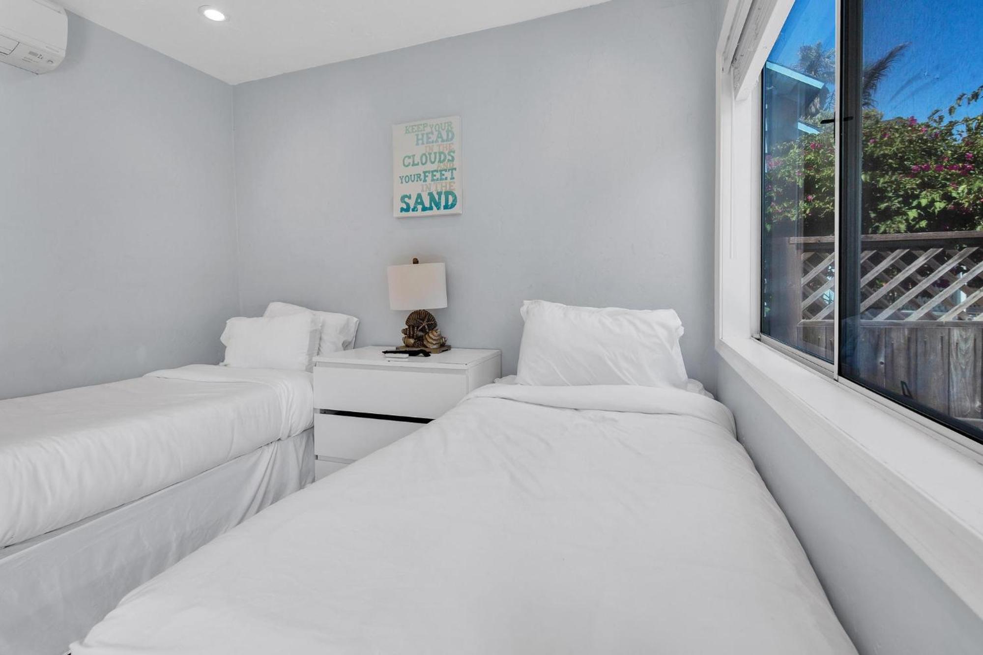 Casa de férias Stunning Haven! Steps To The & Pet Friendly! San Diego