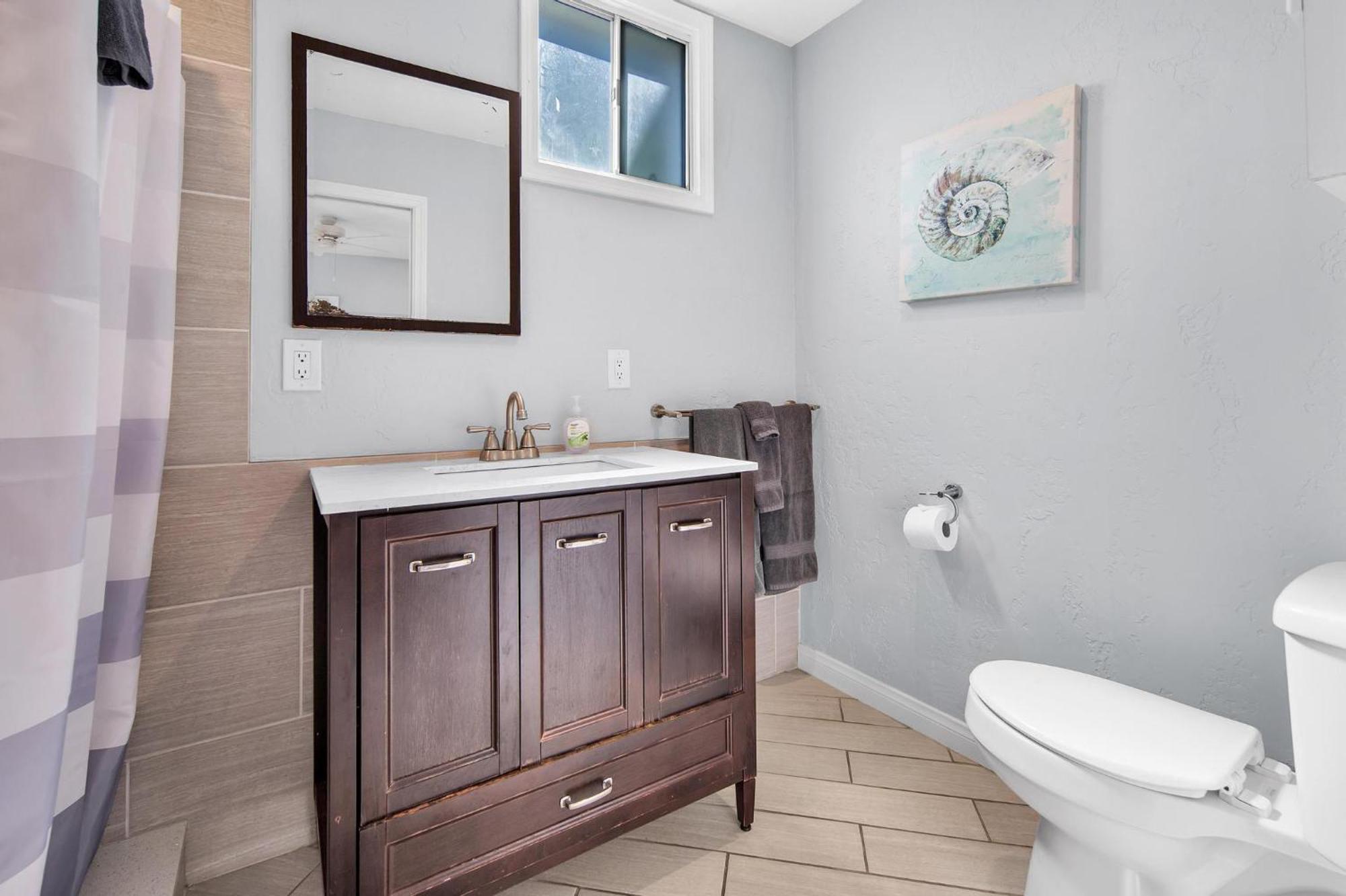Stunning Haven! Steps To The & Pet Friendly! Casa de férias